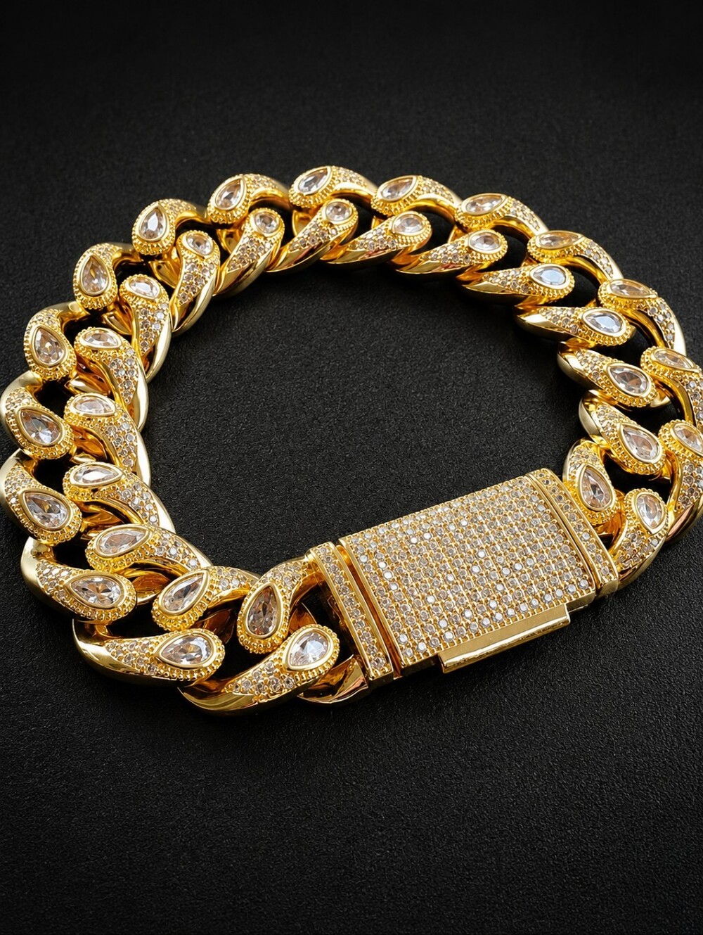 Lab Diamond Teardrop Cuban Link Bracelet